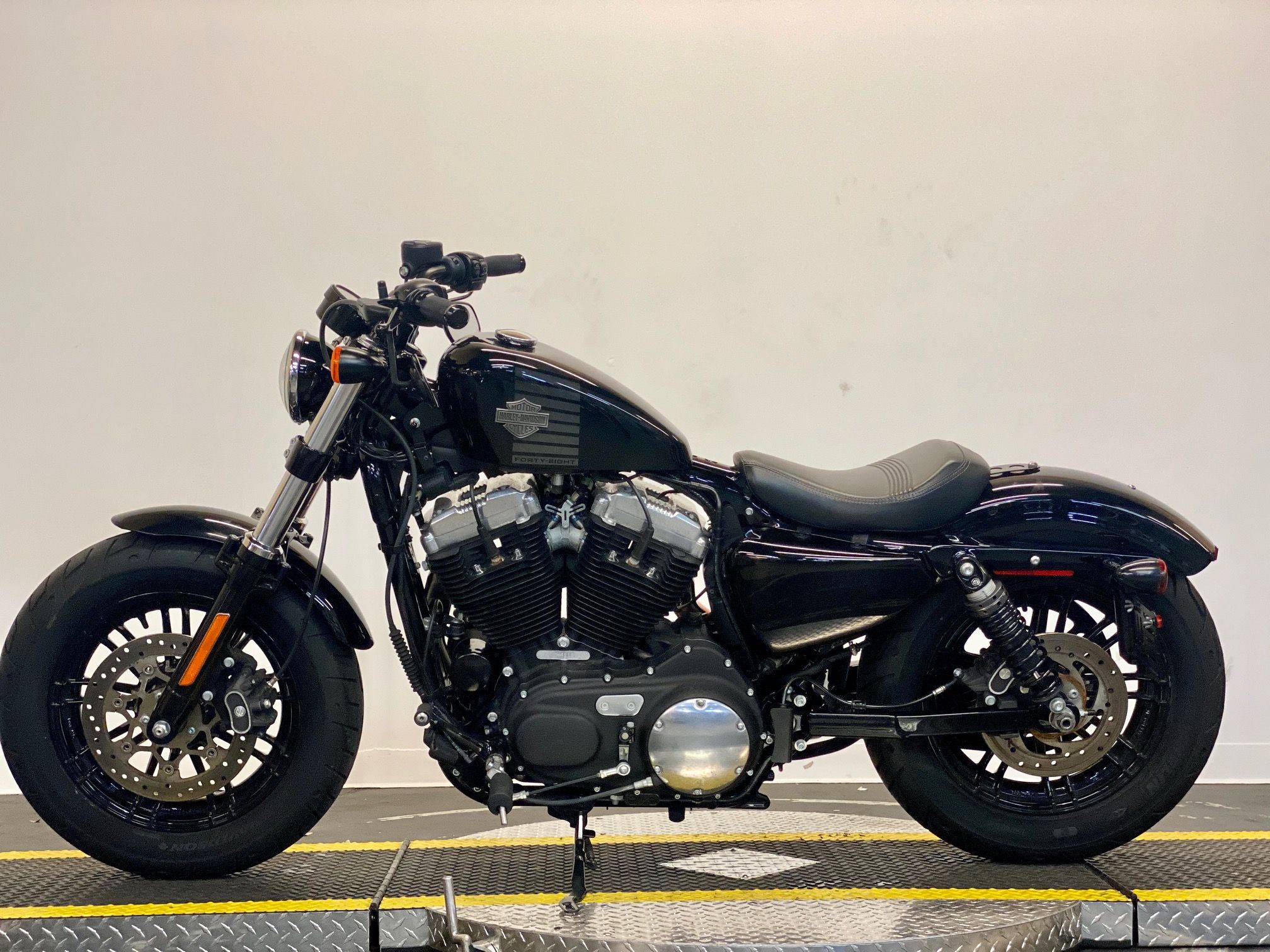 Pre-Owned 2017 Harley-Davidson Forty-Eight XL1200X in Fort Walton Beach ...